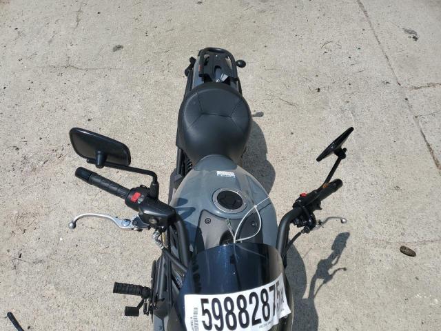 JKAENEL18PDA00854 - 2023 KAWASAKI EN650 L 石墨色 照片 5