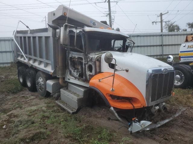 2016 PETERBILT 348, 