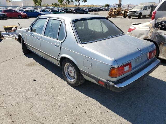 WBAFJ4100B7533924 - 1981 BMW 7 SERIES SILVER photo 2