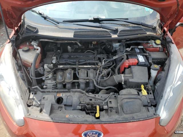 3FADP4BJ5JM113215 - 2018 FORD FIESTA SE RED photo 11