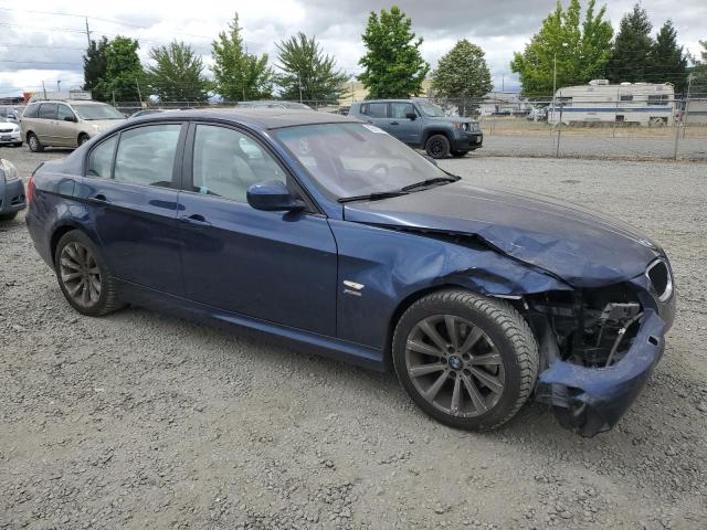 WBAPK5C50BA661938 - 2011 BMW 328 XI SULEV BLUE photo 4