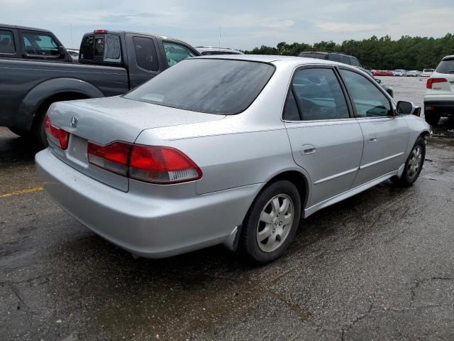 1HGCG56632A154721 - 2002 HONDA ACCORD EX SILVER photo 3