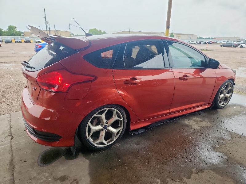 1FADP3L95JL268959 - 2018 FORD FOCUS ST წითელი ფოტო 3