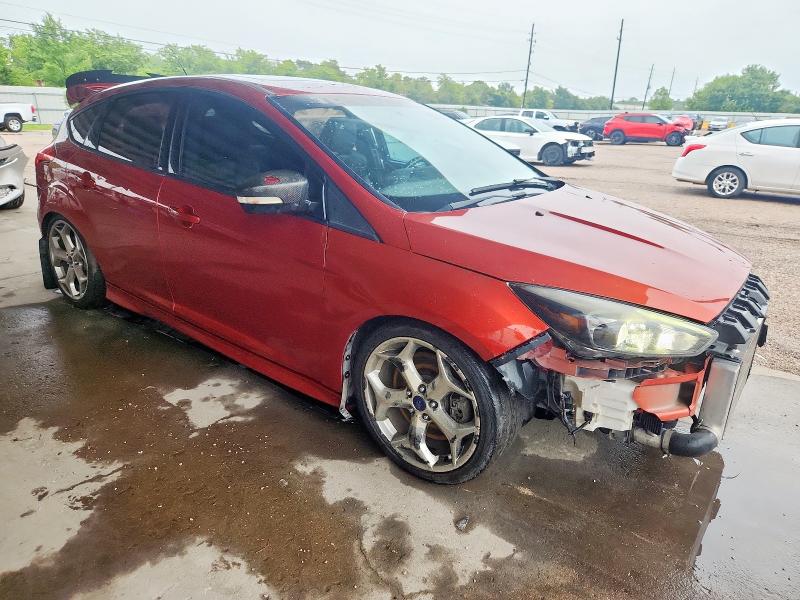 1FADP3L95JL268959 - 2018 FORD FOCUS ST წითელი ფოტო 4