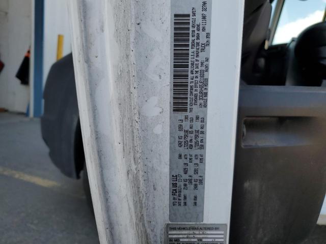 3C6URVHG5JE116333 - 2018 RAM PROMASTER 3500 HIGH თეთრი ფოტო 13