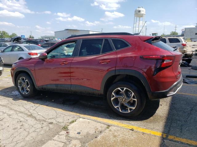 KL77LHE2XRC102817 - 2024 CHEVROLET TRAX 1LT RED photo 2