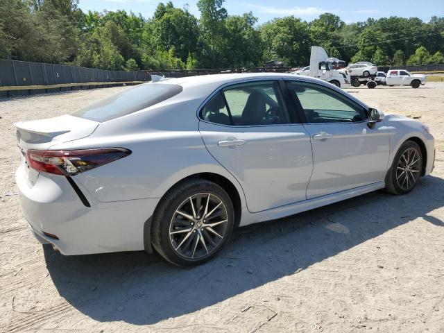 4T1G11AK3RU261528 - 2024 TOYOTA CAMRY SE NIGHT SHADE BLUE photo 3