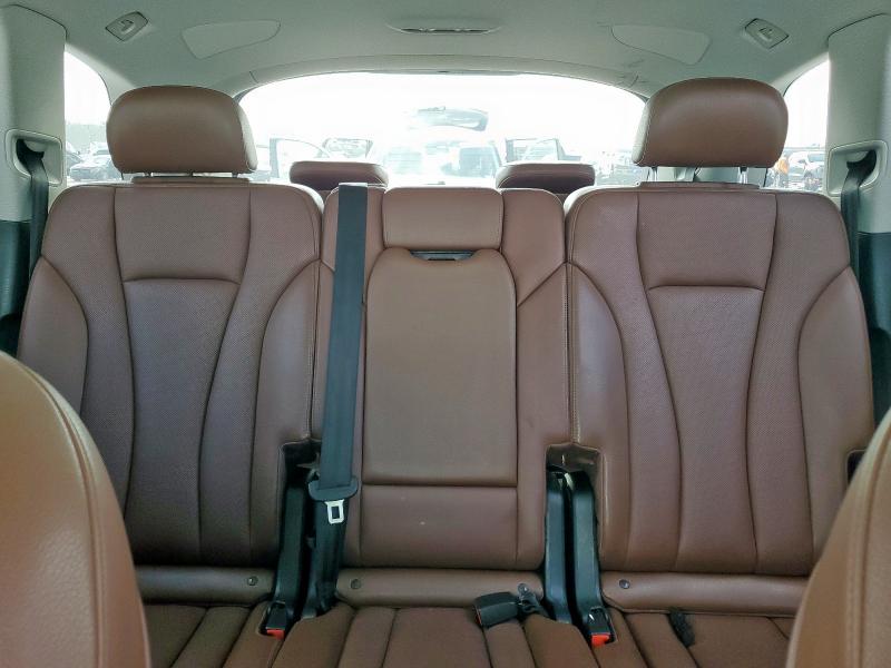 WA1VAAF77JD016925 - 2018 AUDI Q7 PRESTIGE WHITE photo 10