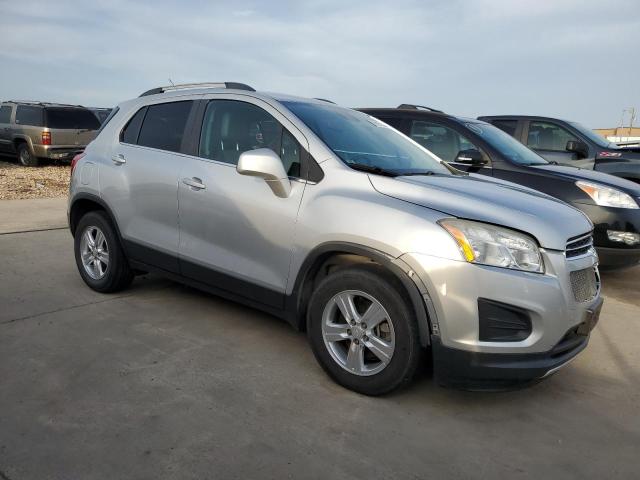 3GNCJLSB4FL248569 - 2015 CHEVROLET TRAX 1LT SILVER photo 4