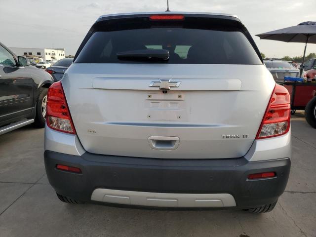 3GNCJLSB4FL248569 - 2015 CHEVROLET TRAX 1LT SILVER photo 6