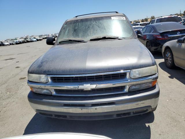 3GNGK26G41G127427 - 2001 CHEVROLET SUBURBAN K2500 GRAY photo 5