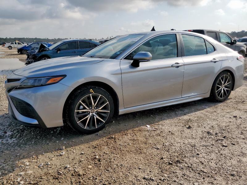 4T1G11AK2PU754470 - 2023 TOYOTA CAMRY SE NIGHT SHADE SILVER photo 1