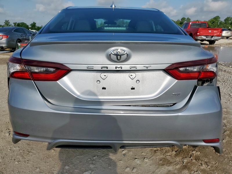 4T1G11AK2PU754470 - 2023 TOYOTA CAMRY SE NIGHT SHADE SILVER photo 6