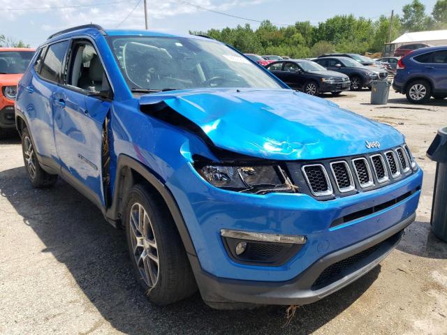 3C4NJCBB0JT461240 - 2018 JEEP COMPASS LATITUDE BLUE photo 4