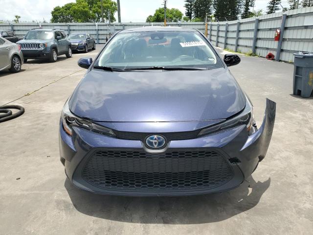 JTDEAMDE7NJ045812 - 2022 TOYOTA COROLLA LE BLUE photo 5