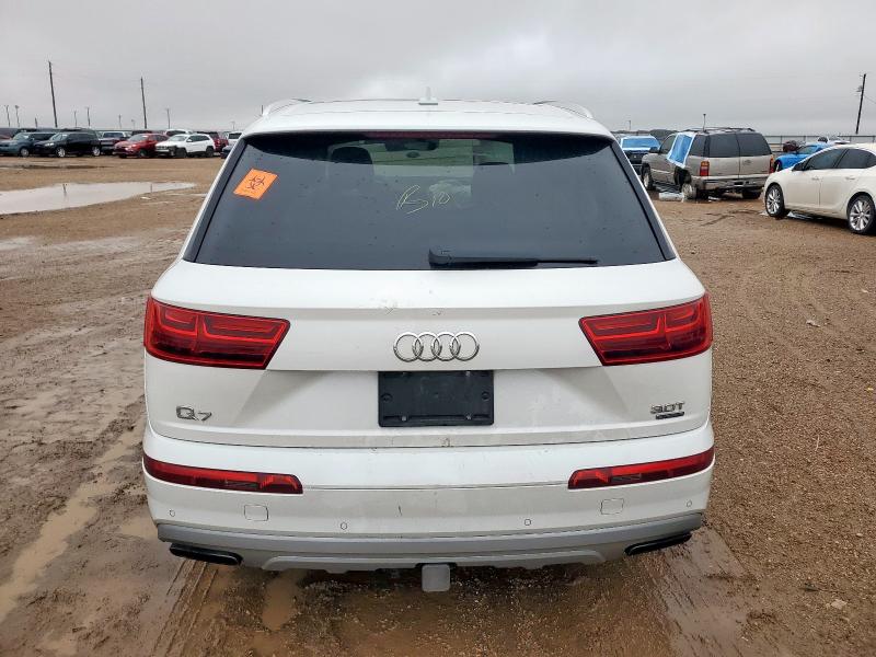 WA1VAAF78HD016586 - 2017 AUDI Q7 PRESTIGE WHITE photo 6