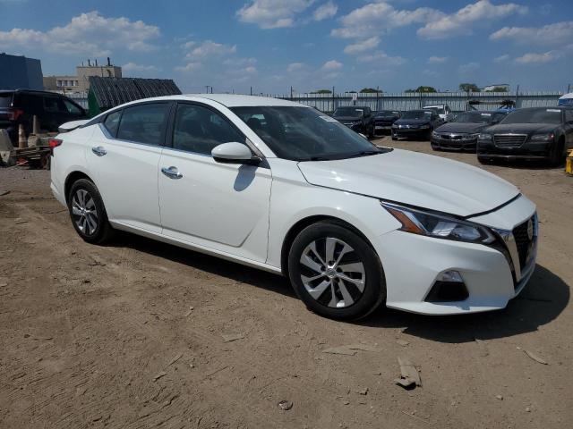 1N4BL4BV9LC126883 - 2020 NISSAN ALTIMA S WHITE photo 4