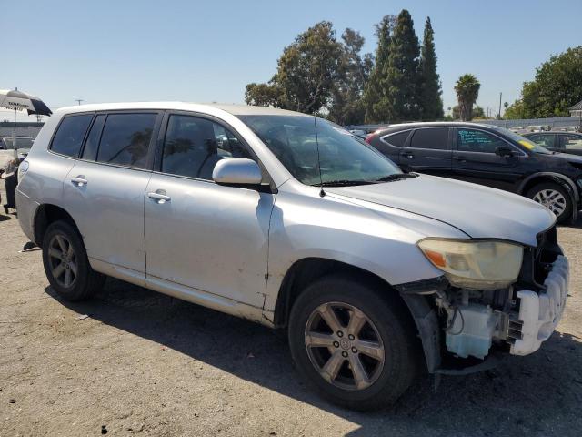 JTEDA41A892002167 - 2009 TOYOTA HIGHLANDER SILVER photo 4