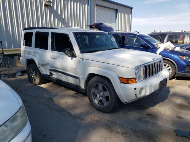 1J4RG4GK8AC126585 - 2010 JEEP COMMANDER SPORT WHITE photo 4