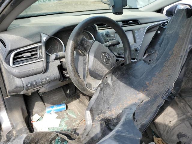 4T1B11HK2JU554986 - 2018 TOYOTA CAMRY L 灰色 照片 8
