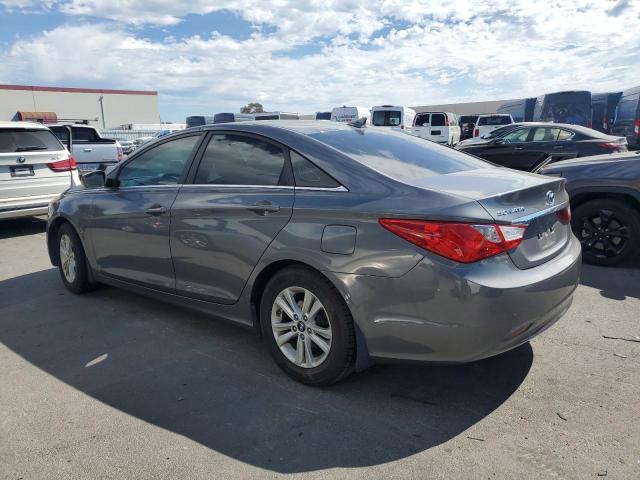 5NPEB4AC3BH169287 - 2011 HYUNDAI SONATA GLS GRAY photo 2