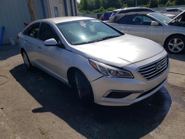 5NPE24AFXGH365311 - 2016 HYUNDAI SONATA SE SILVER photo 4