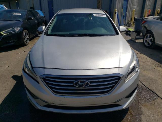 5NPE24AFXGH365311 - 2016 HYUNDAI SONATA SE SILVER photo 5