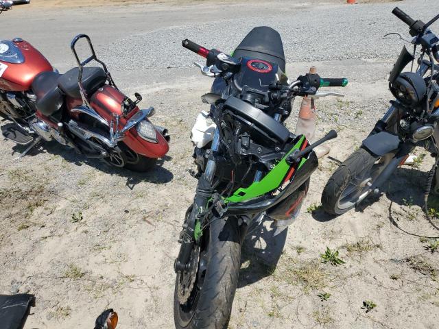 JKAEXEC11ADA50772 - 2010 KAWASAKI EX650 C 绿色 照片 2