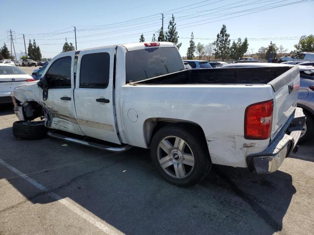 2GCEC13J371650043 - 2007 CHEVROLET SILVERADO2 C1500 CREW CAB WHITE photo 2