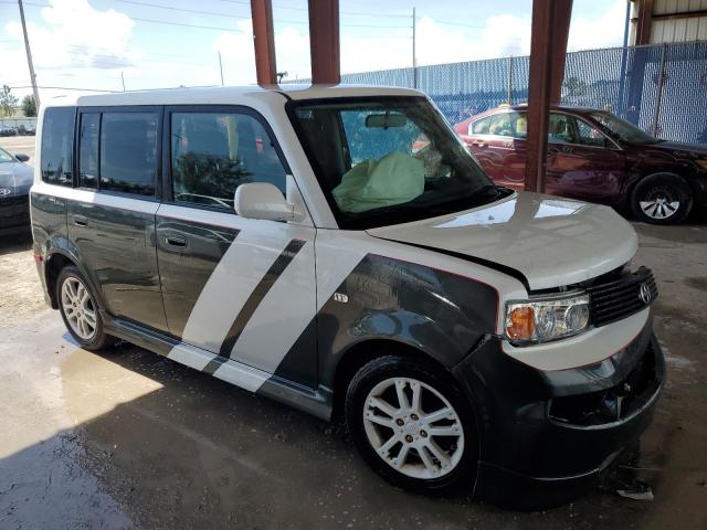 JTLKT324254021843 - 2005 TOYOTA SCION XB TWO TONE photo 4