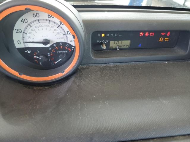 JTLKT324254021843 - 2005 TOYOTA SCION XB TWO TONE photo 9