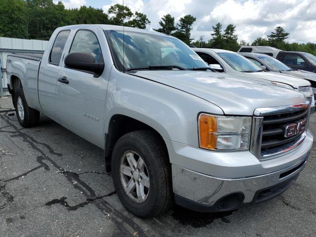 1GTSKVE34AZ269554 - 2010 GMC SIERRA K1500 SLE SILVER photo 4