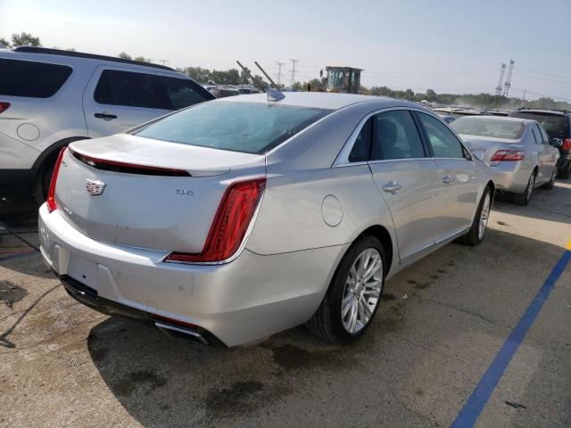 2G61M5S32J9141904 - 2018 CADILLAC XTS LUXURY SILVER photo 3