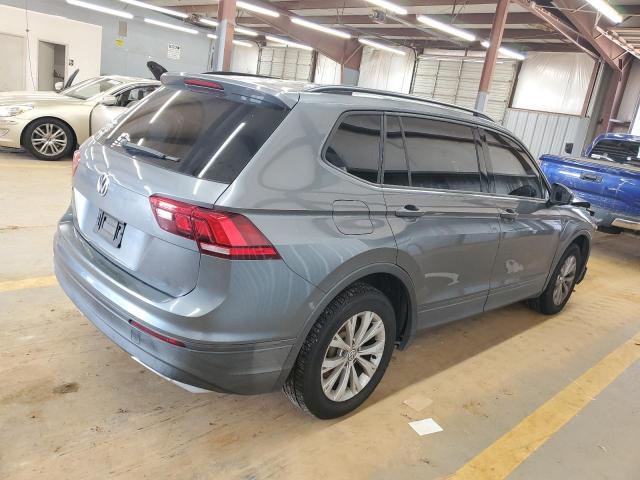 3VV1B7AX8KM028553 - 2019 VOLKSWAGEN TIGUAN S 灰色 照片 3