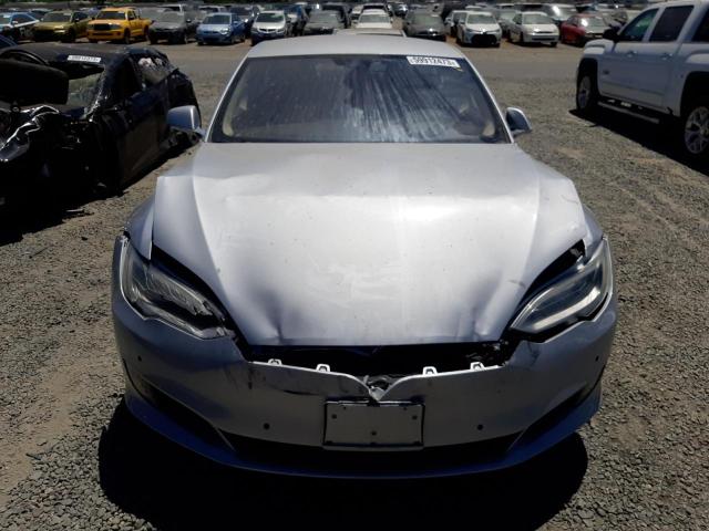 5YJSA1E18GF148969 - 2016 TESLA MODEL S Сріблястий фото 5