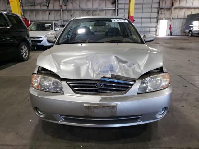 KNAFB121X35276173 - 2003 KIA SPECTRA BASE SILVER photo 5