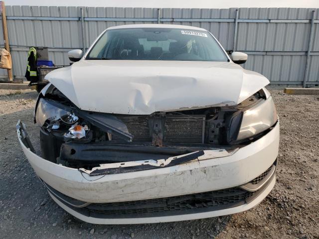 1VWAH7A30DC111101 - 2013 VOLKSWAGEN PASSAT S Blanco foto 5