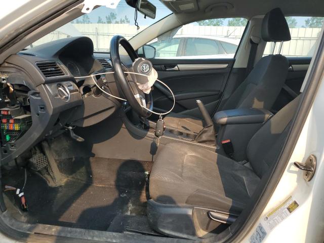 1VWAH7A30DC111101 - 2013 VOLKSWAGEN PASSAT S Blanco foto 7