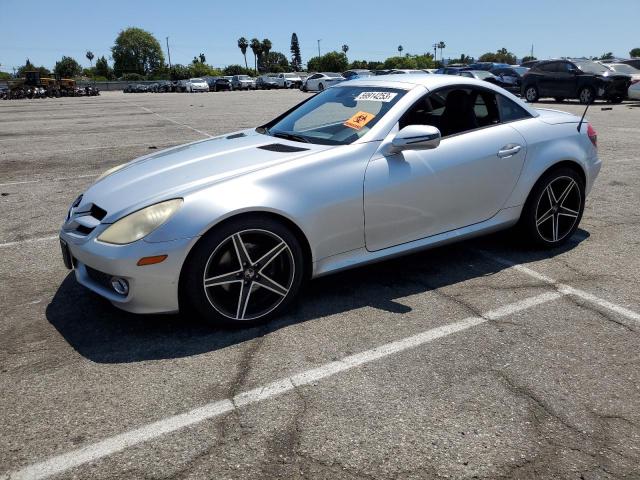 WDBWK54FX9F206581 - 2009 MERCEDES-BENZ SLK 300 SILVER photo 1