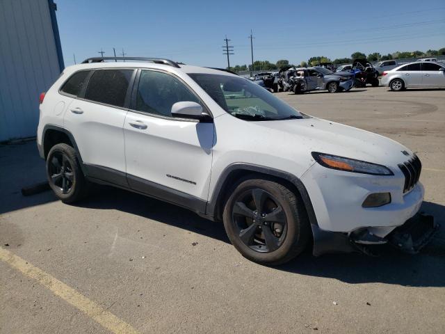 1C4PJMCS7GW132499 - 2016 JEEP CHEROKEE LATITUDE WHITE photo 4