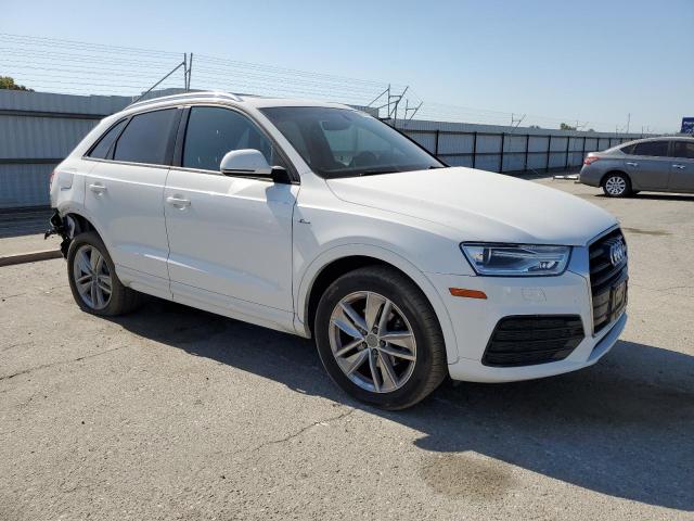 WA1BCCFS9JR015436 - 2018 AUDI Q3 PREMIUM WHITE photo 4