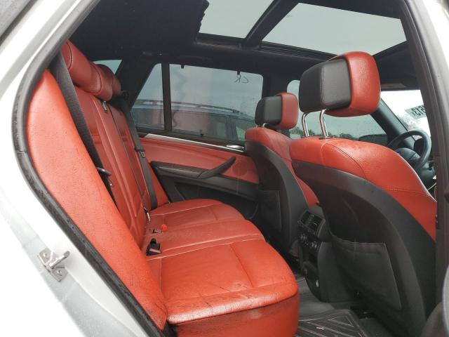 5UXZV8C54CL423485 - 2012 BMW X5 XDRIVE50I SILVER photo 10