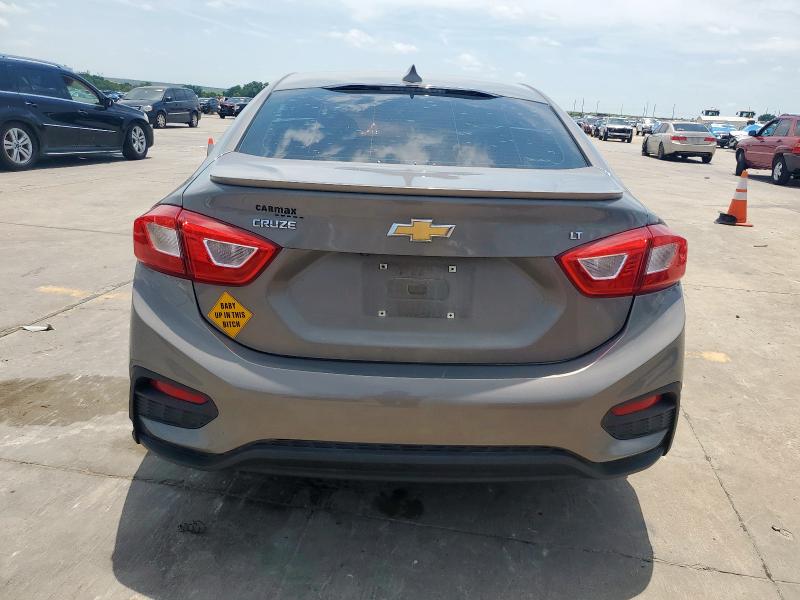 1G1BE5SM6J7144032 - 2018 CHEVROLET CRUZE LT 灰色 照片 6