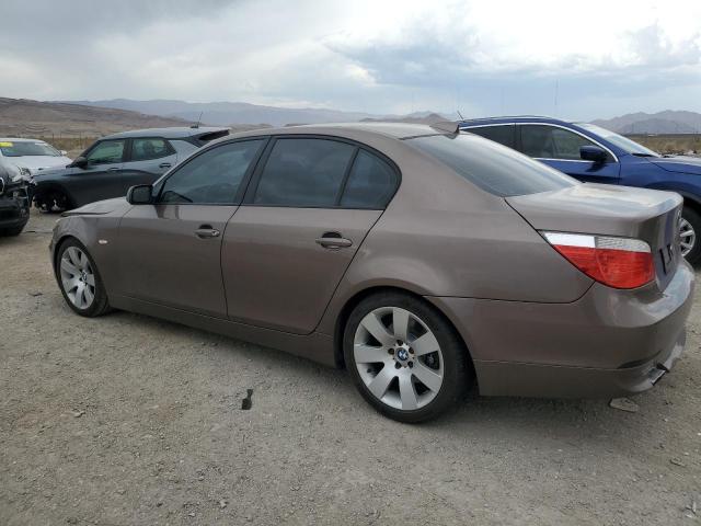 WBANA73594B800290 - 2004 BMW 530 I BROWN photo 2