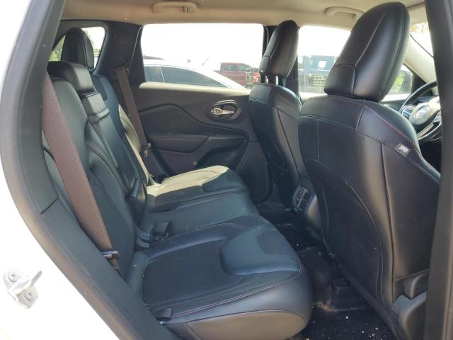 1C4PJMBS3GW278352 - 2016 JEEP CHEROKEE TRAILHAWK WHITE photo 11