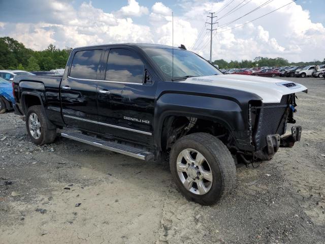 1GT12UEY5JF117351 - 2018 GMC SIERRA K2500 DENALI BLACK photo 4