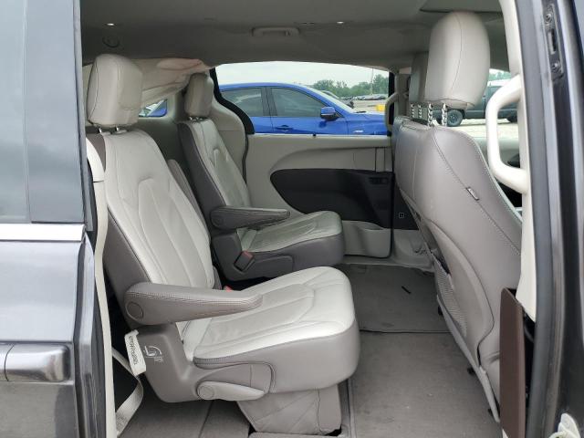 2C4RC1BGXJR102301 - 2018 CHRYSLER PACIFICA TOURING L GRAY photo 11