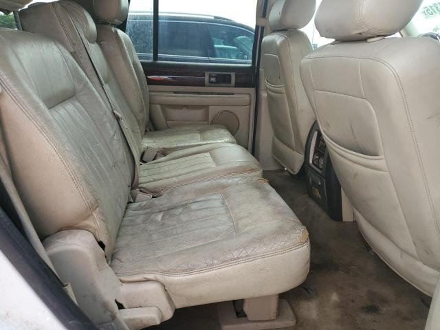 5LMFU27R13LJ16348 - 2003 LINCOLN NAVIGATOR WHITE photo 11