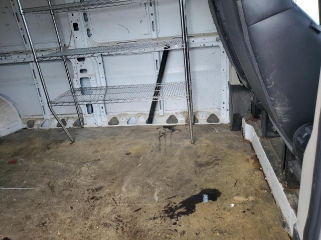 3C6TRVDG1JE144311 - 2018 RAM PROMASTER 2500 HIGH 白色 照片 11