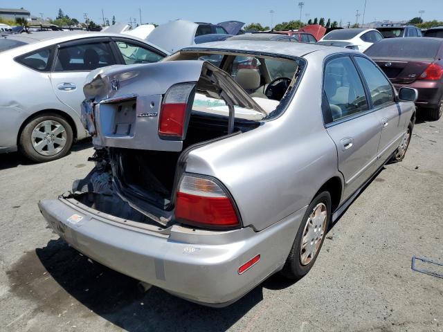 1HGCD5683VA186664 - 1997 HONDA ACCORD VALUE SILVER photo 3